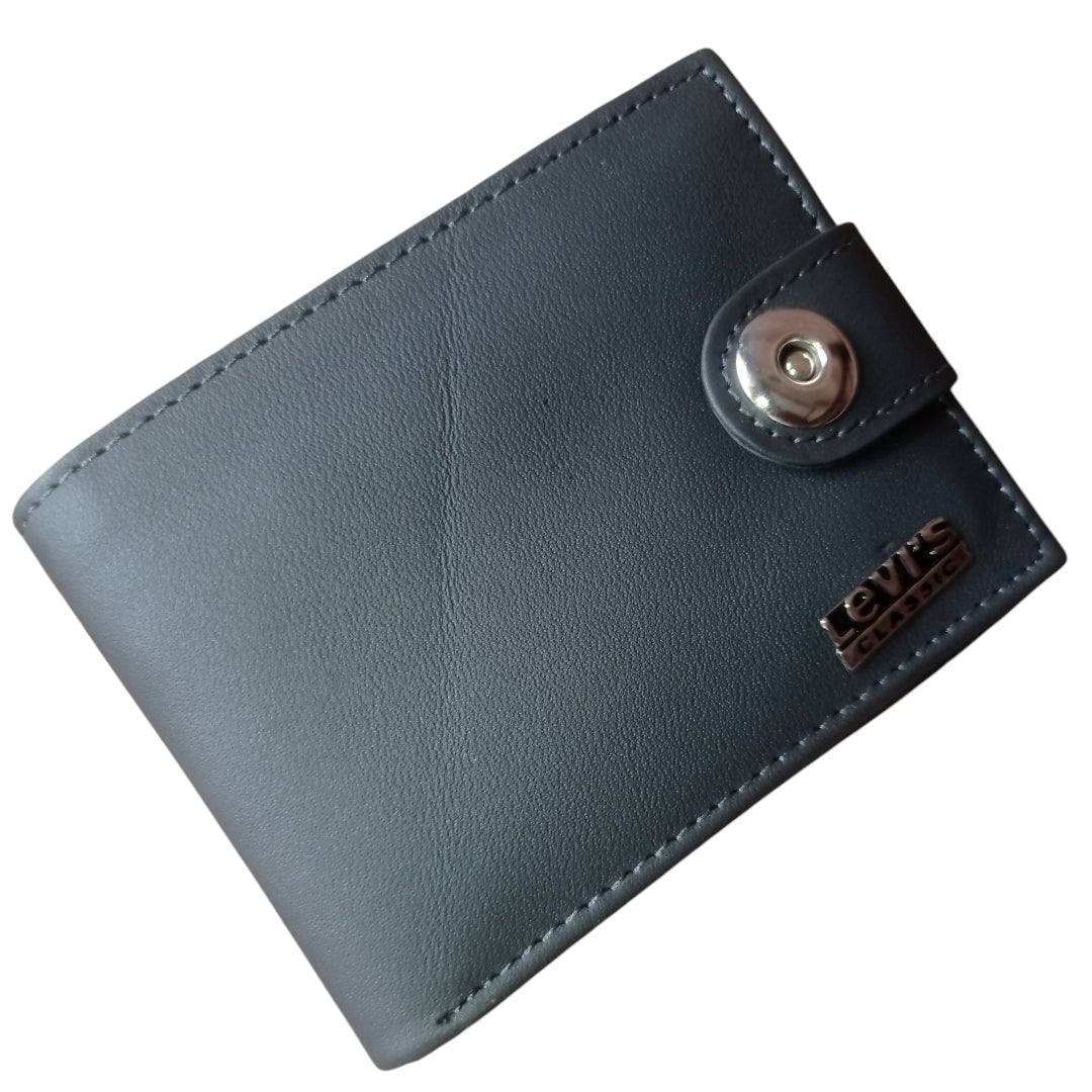 Levi’s Classic Leather Wallet